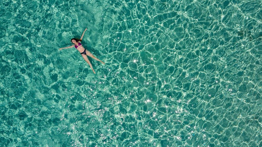 Ελλάδα ή Barbados; Ποιος θα προσελκύσει τους εργαζόμενους - "ψηφιακούς νομάδες"