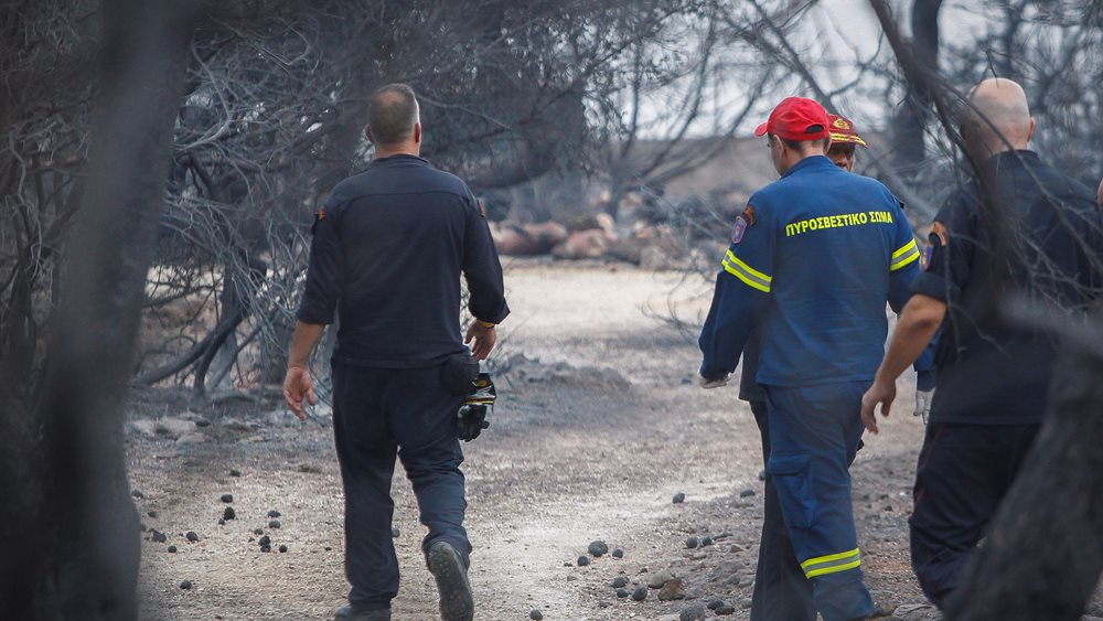 Τουλάχιστον 83 οι νεκροί από τις πυρκαγιές - Κορυφώνεται το θρίλερ με τους αγνοούμενους