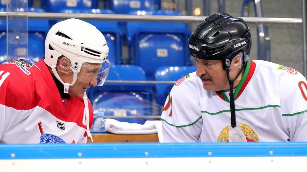 Το "εφιαλτικό" δίλημμα της ΕΕ: Με τον Λουκασένκο ενάντια στον Πούτιν ή με τον Πούτιν κατά του Λουκασένκο;