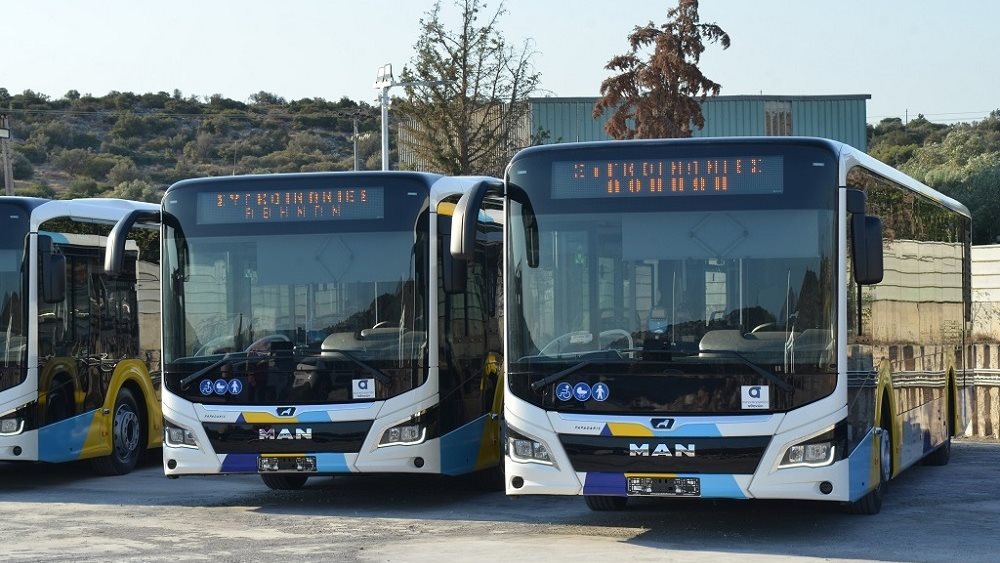 Χρ. Σταϊκούρας: 211 νέα λεωφορεία σε περιαστικές γραμμές της Αττικής