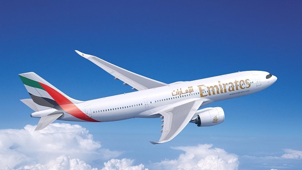 Καριέρα αεροσυνοδού στην Emirates προτιμούν γιατροί και δικηγόροι