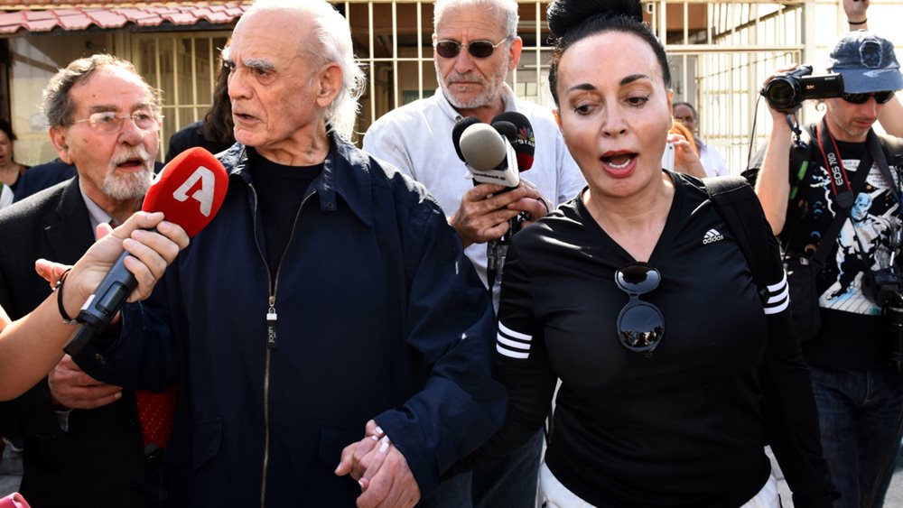 Ελβετική Εισαγγελία: &quot;Οι λογαριασμοί με τα $80 εκατ. μίζες είναι του Άκη&quot;