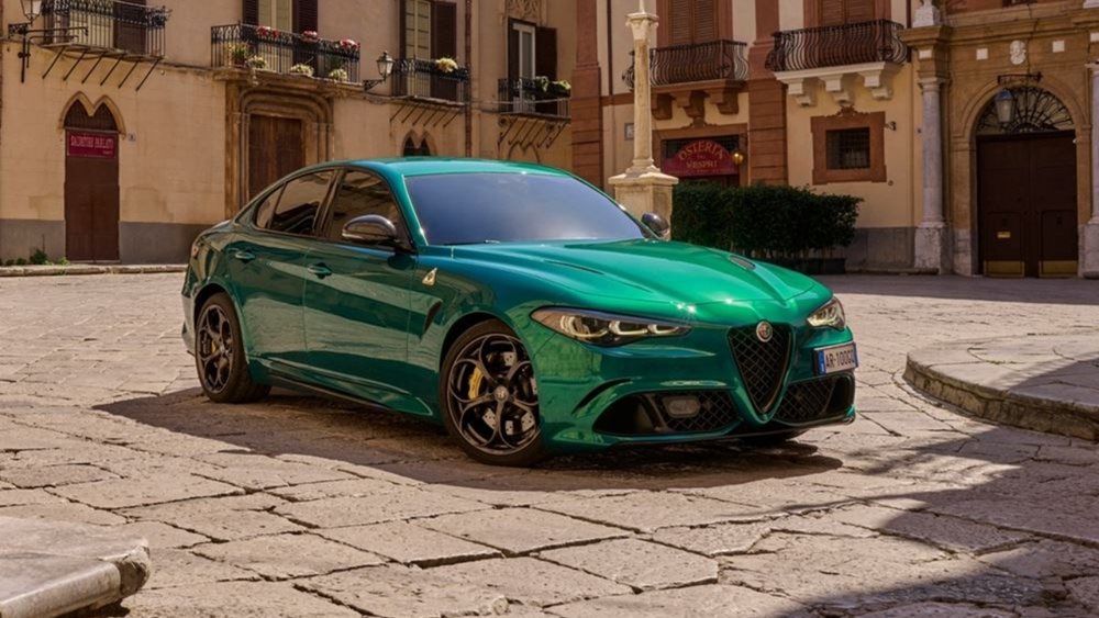 Η νέα Alfa Romeo Giulia θα έχει μάλλον και θερμική έκδοση