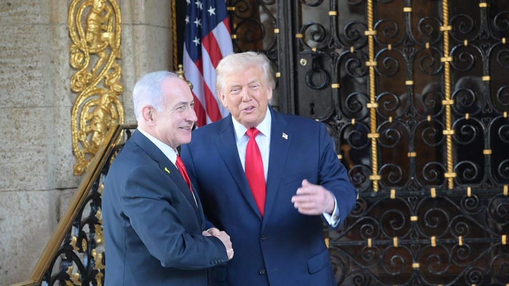 Τραμπ: Η Χαμάς "θα πληρώσει το τίμημα" αν δεν αφοπλιστεί - Δεν θα επιτρέψουμε τον επανεξοπλισμό του Ιράν