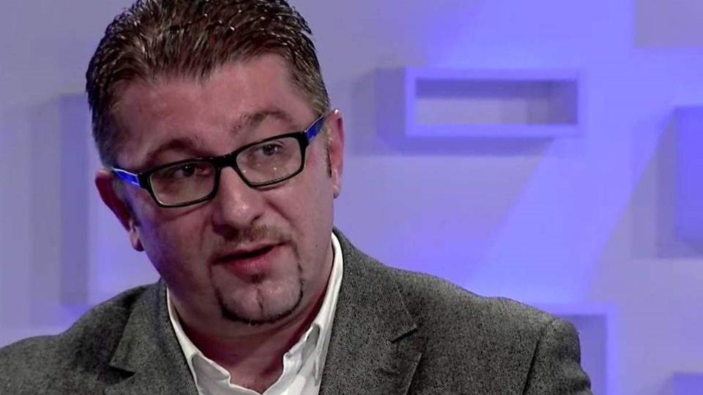 Βόρεια Μακεδονία: Ο προαλειφόμενος για πρωθυπουργός Μίτσκοσκι λέει ότι οι Πρέσπες είναι &quot;μια πραγματικότητα&quot;