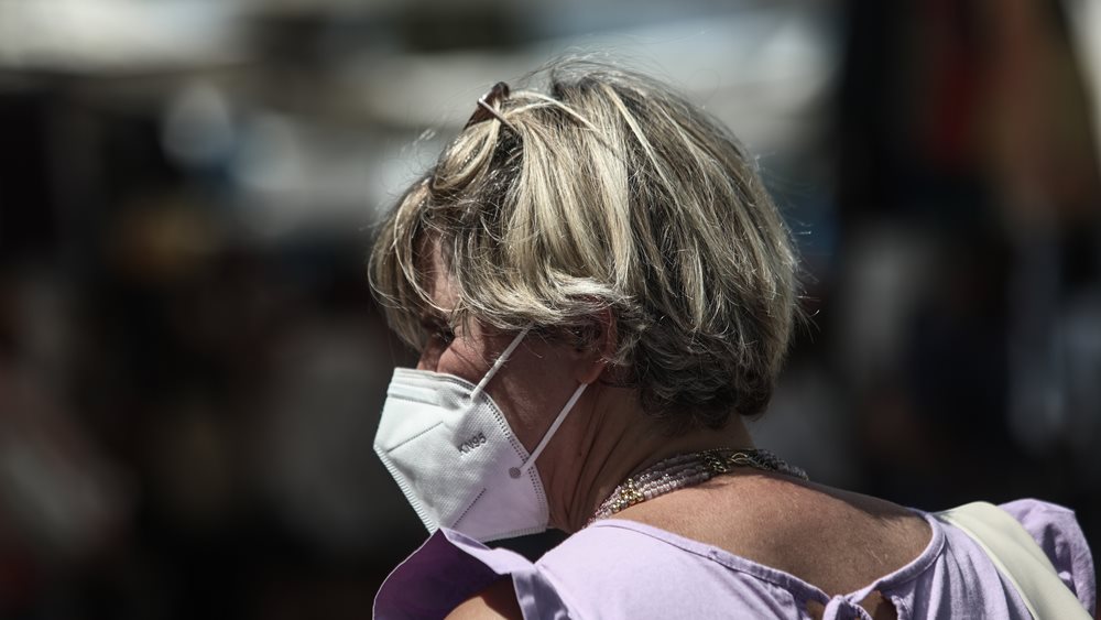 Μέτρα σε τρεις άξονες για να τεθούν αναχώματα στην έξαρση της πανδημίας - Σύσκεψη υπό τον Κ. Μητσοτάκη