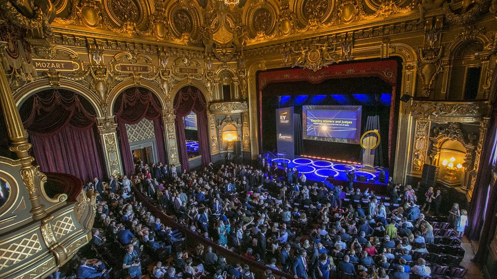 Ο παγκόσμιος θεσμός EY World Entrepreneur Of The Year και η ελληνική συμμετοχή: μια πλατφόρμα ευκαιριών και δικτύωσης για επιχειρηματίες