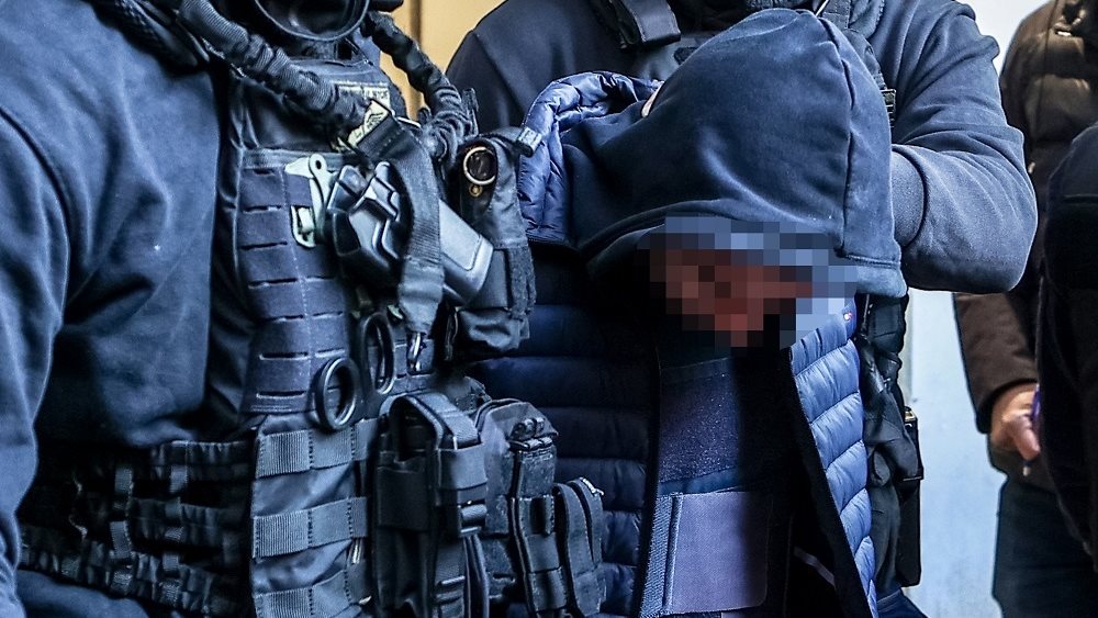 Προφυλακίστηκε ο 18χρονος για την επίθεση εναντίον αστυνομικού στον Ρέντη