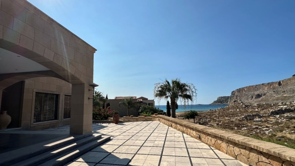 Πλειστηριασμοί: Για ποια ξενοδοχεία 5 αστέρων θα χτυπήσει το σφυρί το 2025