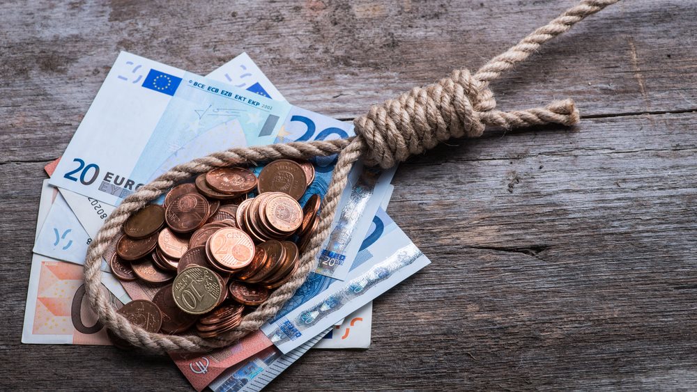 Βόμβα 10,2 δισ. ευρώ στα ταμεία από χρέη έως 50.000 ευρώ