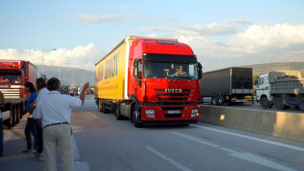 Extension until December 31 of the facilities for international road freight transport between Greece and Ukraine