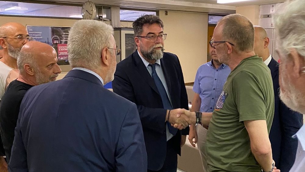 Επίσκεψη Βασίλη Οικονόμου στην έδρα της διοίκησης του ΟΣΕ