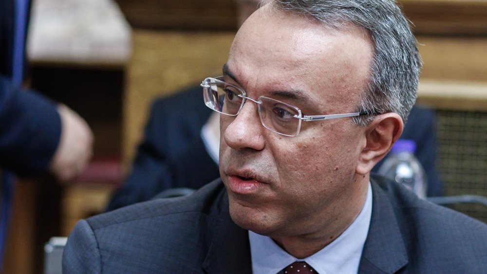 Σταϊκούρας: Υπό εξέταση μείωση του ΦΠΑ σε εστίαση-μεταφορές, αλλά υπάρχουν ταμειακοί  περιορισμοί