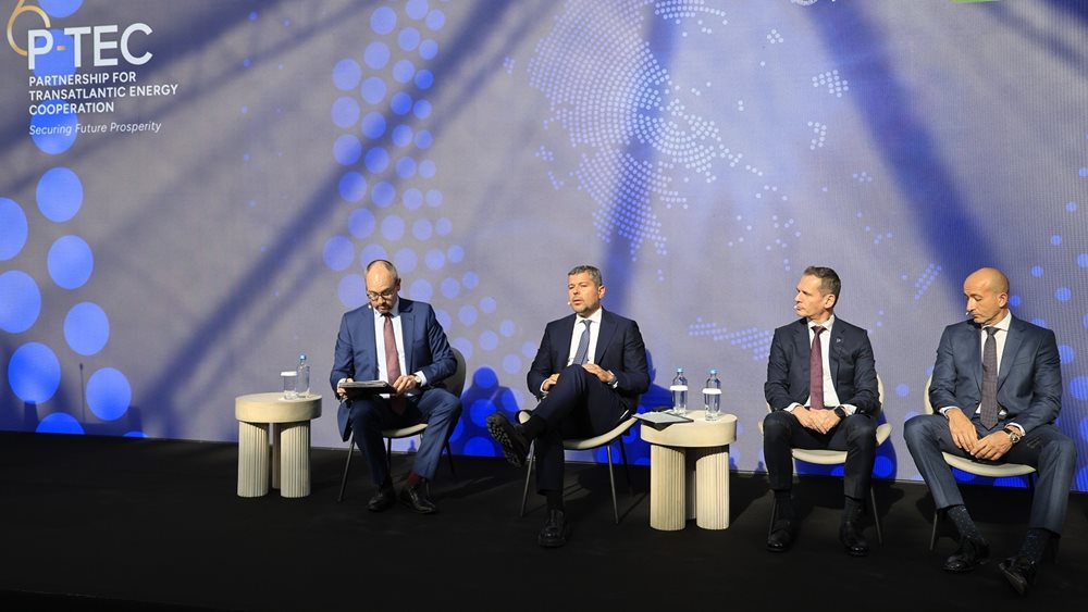 Ρ-TEC: Έκρηξη επενδύσεων στην ΑΙ - Οι τοποθετήσεις των CEOs της ΔΕΗ, του ΑΔΜΗΕ, της ΔΕΠΑ, της Helleniq Energy, της Gastrade και της ΟΝΕΧ