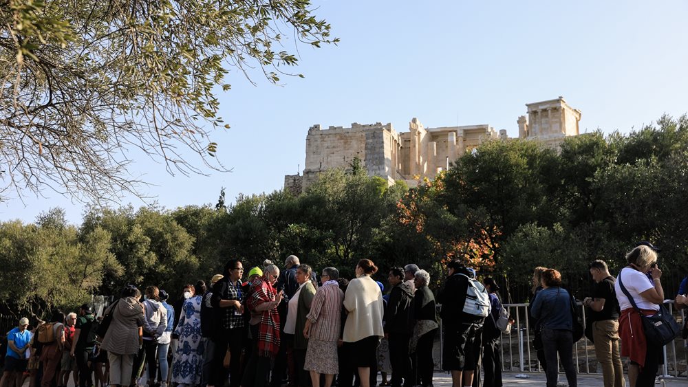 Πάνω από 300 εκατ. έβαλε στο τουριστικό καλάθι ο Νοέμβριος - Στα 17,4 δισ. οι τουριστικές εισπράξεις στο ενδεκάμηνο