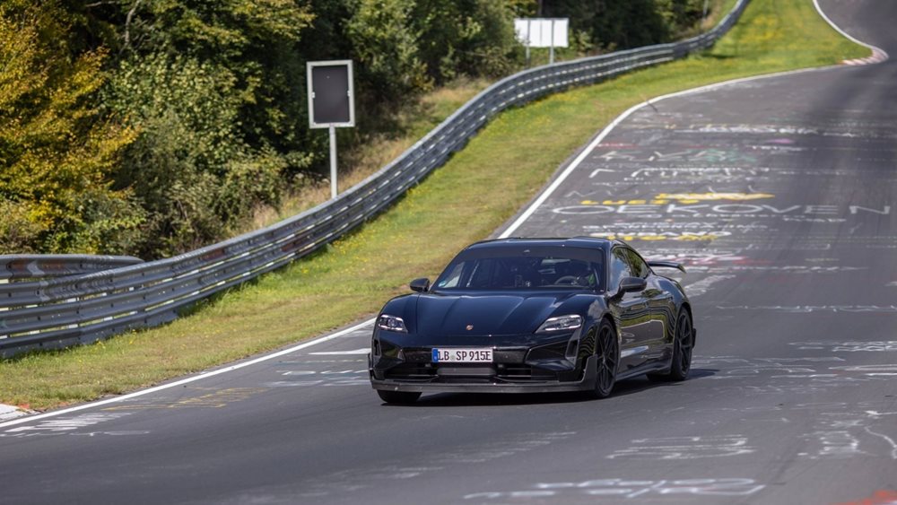 H επόμενη Porsche Taycan έκανε ήδη ρεκόρ στο Nurburgring (video)