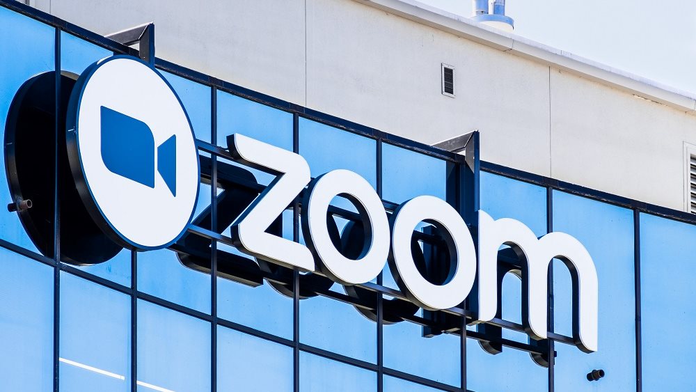 Zoom: Better-than-expected earnings, downgraded its forecasts