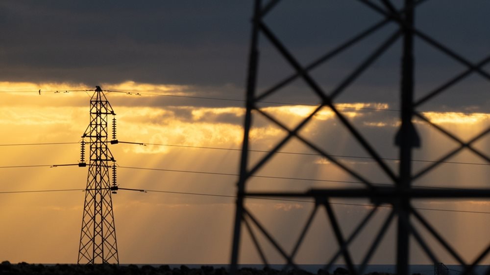 Συνεχίζει πτωτικά η χονδρική ρεύματος – Το κρίσιμο στοίχημα για τα τιμολόγια Ιουνίου