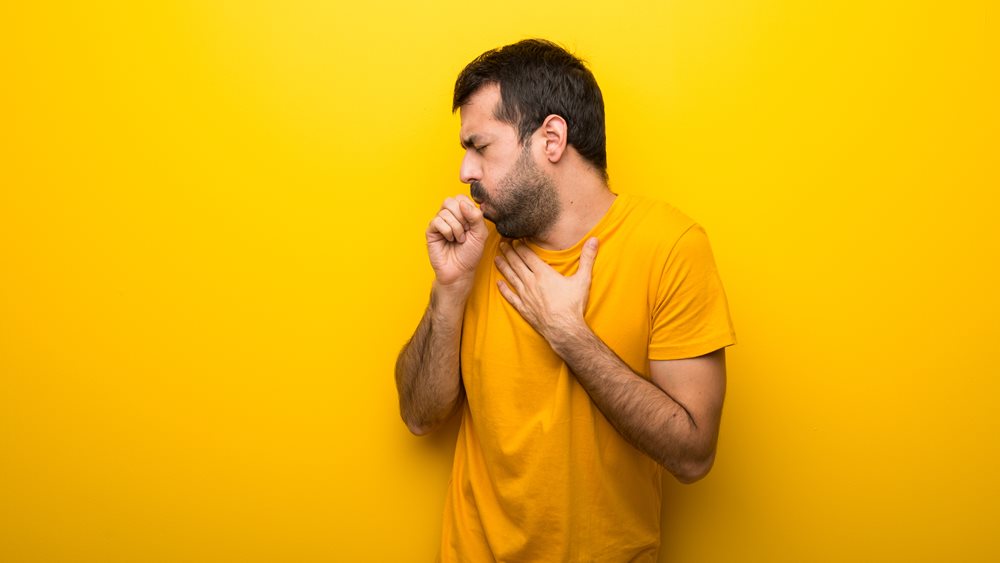 Ξηρός βήχας: 3 νοσήματα με τα οποία μπορεί να συνδέεται