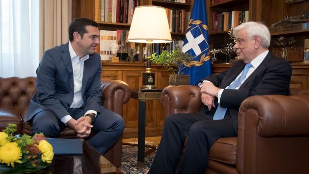 Τσίπρας σε Παυλόπουλο: Θέλουμε μια σύνθετη ονομασία για όλες τις χρήσεις - μήνυμα ΠτΔ για μέγιστη συναίνεση