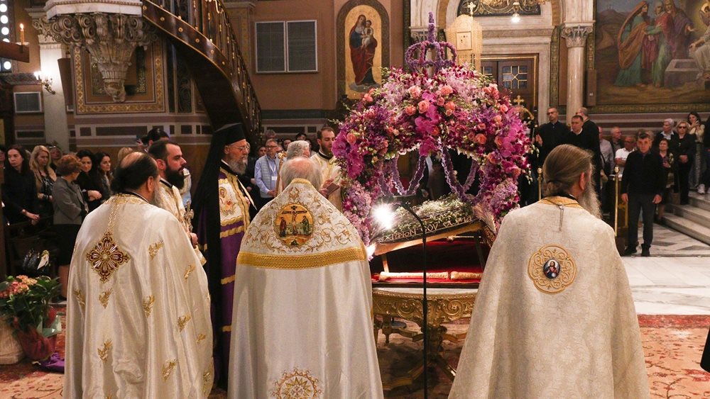 Τέλεση της Ιεράς Ακολουθίας και Περιφορά Επιταφίων σε όλη τη χώρα