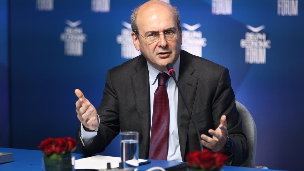 Κ. Χατζηδάκης: Νομοθετική παρέμβαση αν οι τράπεζες δεν μειώσουν τις υψηλές προμήθειες στις ηλεκτρονικές συναλλαγές