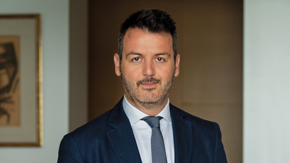 Οι νέες business του Κώστα Γεράρδου (Πλαίσιο) στα ελικόπτερα