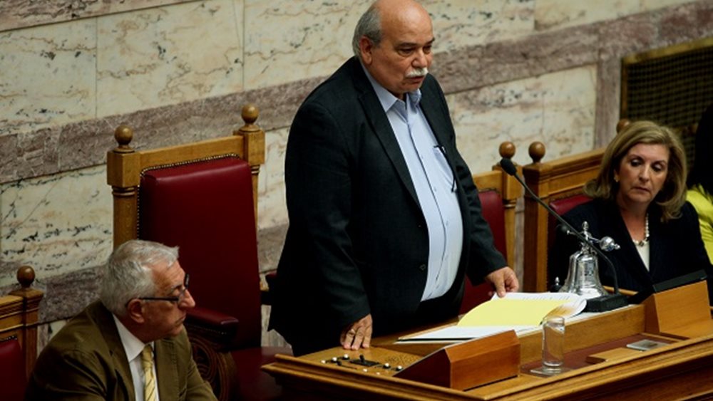 Στα ΕΛΠΕ ο πρόεδρος της Βουλής