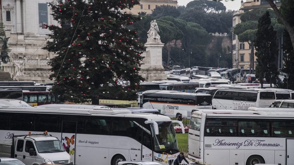 Ιταλία: Στο 90% η πληρότητα των ιταλικών τουριστικών υποδομών τον Δεκαπενταύγουστο