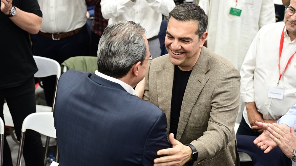 Στην αγκαλιά του Τσίπρα ο ΣΥΡΙΖΑ: Μόνο τρεις διαφώνησαν με την πρόταση Φάμελλου για συμπόρευση - "Απασφάλισε" ο Πολάκης