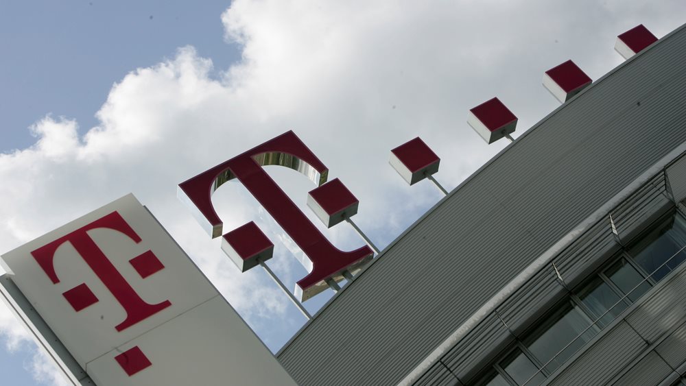 Deutsche Telekom: Αύξηση 6,4% των EBITDA και αναβάθμιση του outlook για κερδοφορία
