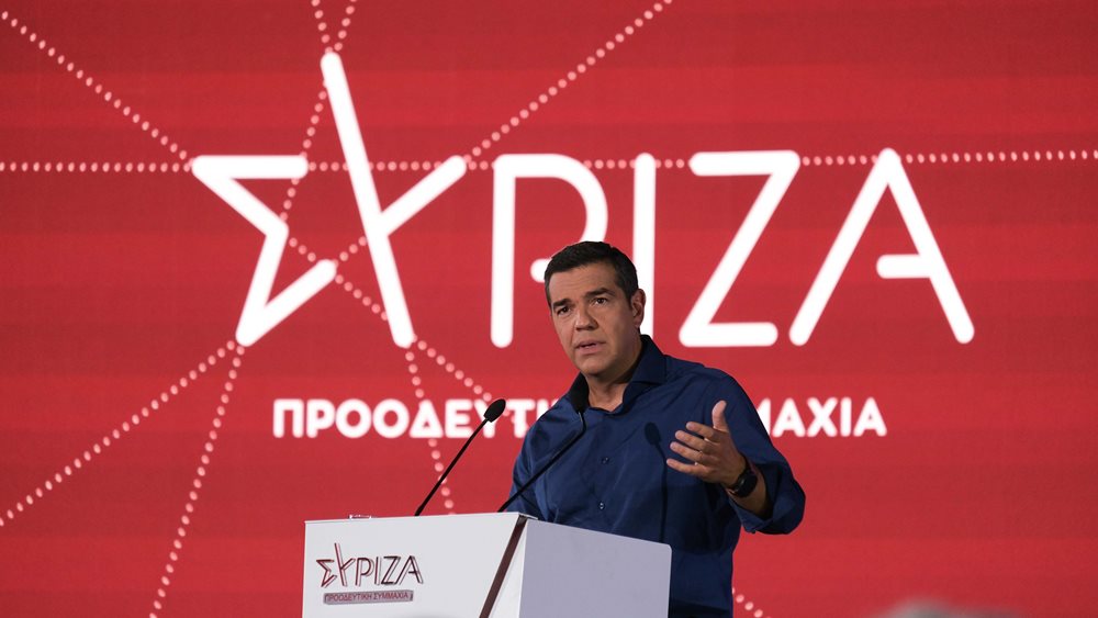 Το πολιτικά &quot;θερμό&quot; καλοκαίρι του Αλέξη Τσίπρα