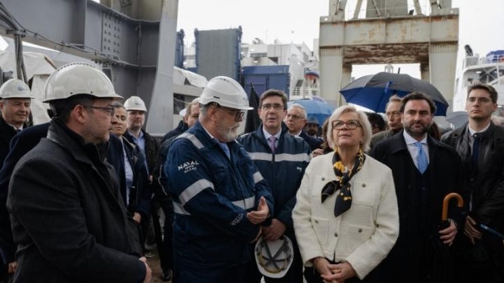 Παρουσιάστηκε η πλωτή εξέδρα USSPS στα Ναυπηγεία Σαλαμίνας