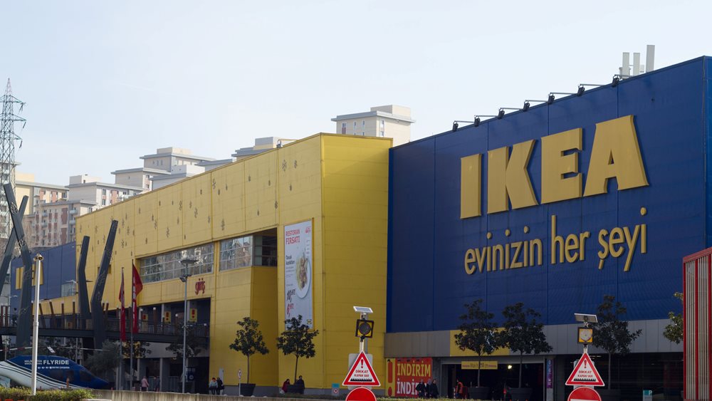 ΙΚΕΑ: Πωλήσεις-ρεκόρ στη χρήση καθώς οι αυξήσεις των τιμών αντισταθμίζουν τη χαμηλή εμπιστοσύνη