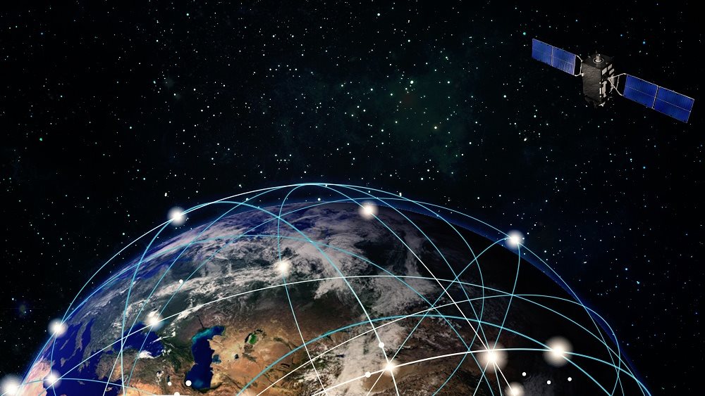 Η Google έκλεισε συμφωνία με τη SpaceX του Μασκ για το δίκτυο δορυφορικού internet Starlink
