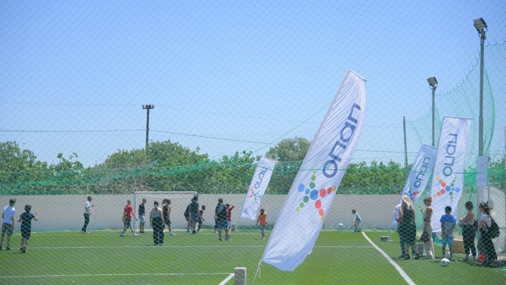 Ο ΟΠΑΠ παρέδωσε ένα γήπεδο 5x5 στο Κορωπί για τα παιδιά από &quot;Το Χαμόγελο του Παιδιού&quot;