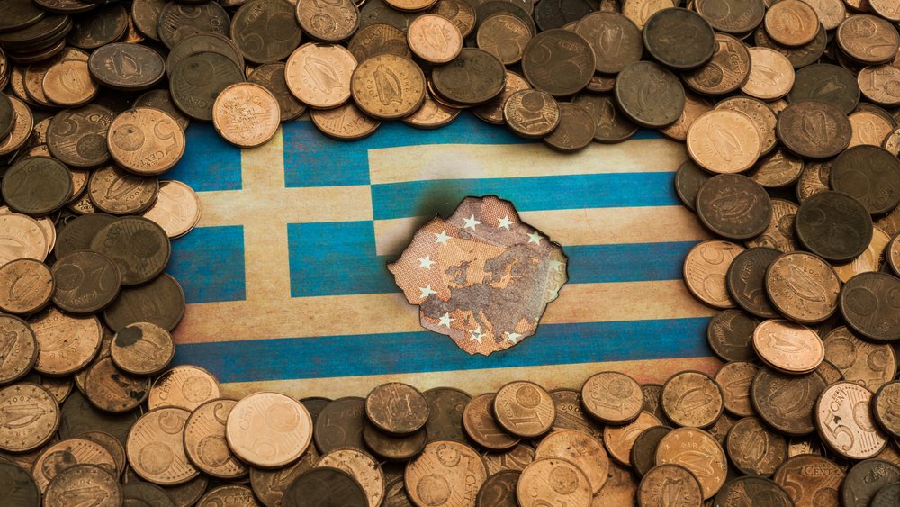 Βαρύ το πλήγμα της αβεβαιότητας για τα νοικοκυριά
