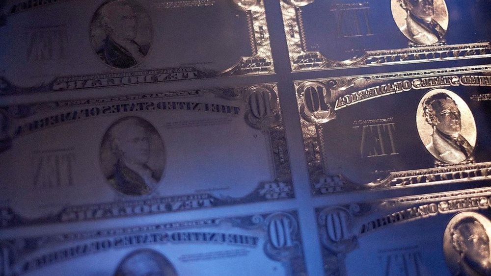 Θέλετε ελεύθερη αγορά; Καταργήστε τα μετρητά