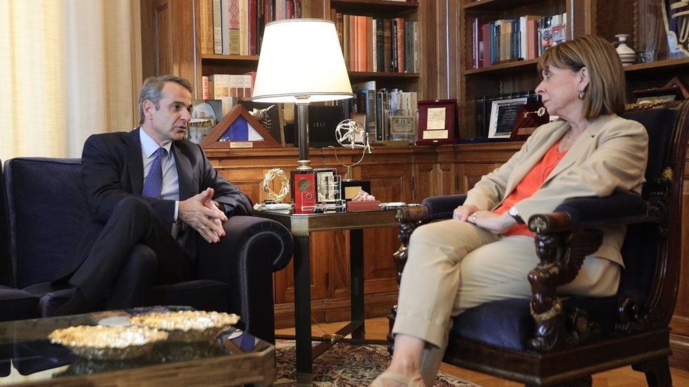 Κ. Μητσοτάκης: Πιλοτικά φωριαμοί σε σχολεία για να κλειδώνουν οι μαθητές τα κινητά τους