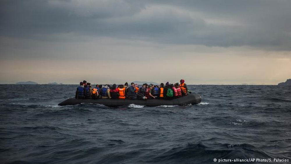 Σε εξέλιξη επιχείρηση διάσωσης 81 αλλοδαπών που εξέπεμψαν σήμα κινδύνου νότια της Πύλου