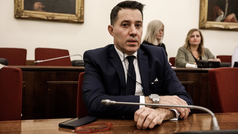 Υπόθεση Novartis: Ο Μανιαδάκης κατονόμασε τους μάρτυρες με την &quot;κουκούλα&quot;