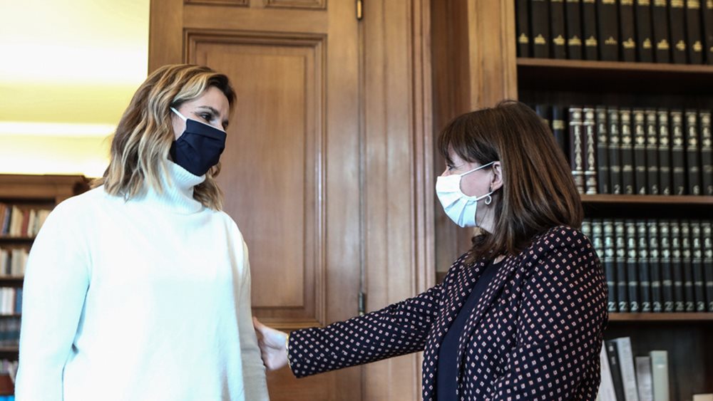 Τι δήλωσε η Πρόεδρος της Δημοκρατίας μετά τη συνάντησή της με την ολυμπιονίκη Σοφία Μπεκατώρου