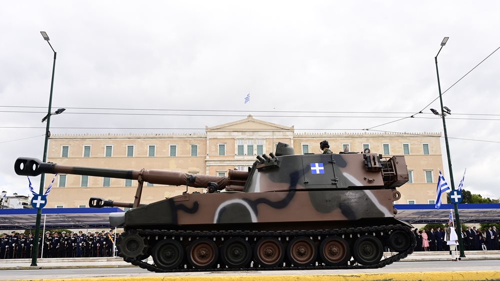 Ολοκληρώθηκε η μεγάλη στρατιωτική παρέλαση για την 25η Μαρτίου στην Αθήνα