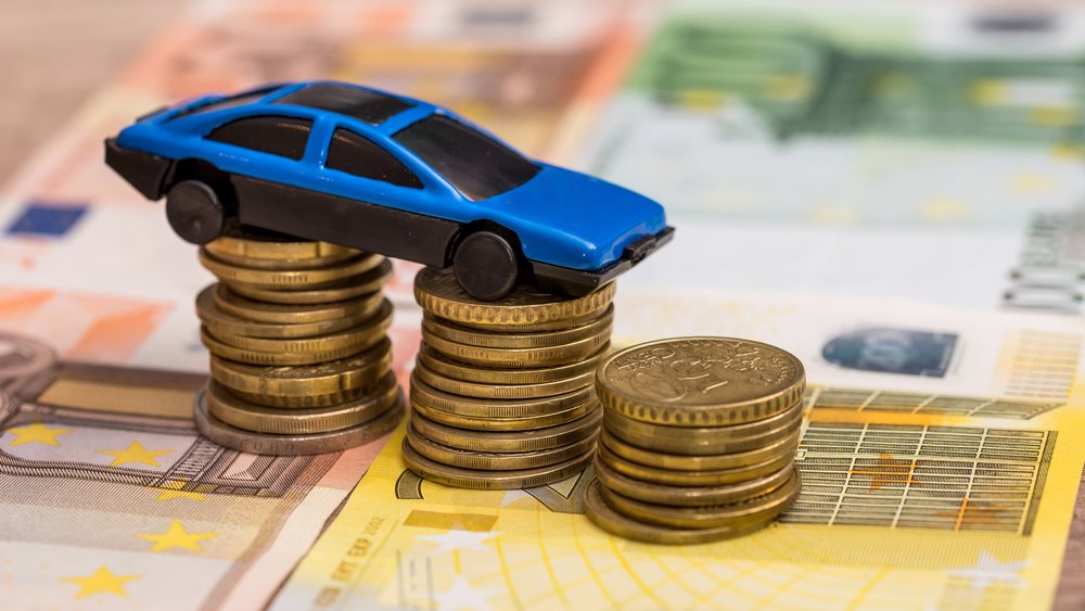 Σχέδιο για τέλη κυκλοφορίας με τον μήνα και για το 2017