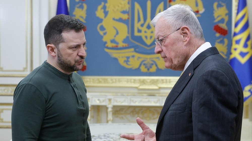 Σε... άλλο μήκος κύματος ο ειδικός απεσταλμένος Τραμπ στην Ουκρανία: Μαχόμενος και θαρραλέος ηγέτης ο Ζελένσκι - Θετικές οι συζητήσεις μας