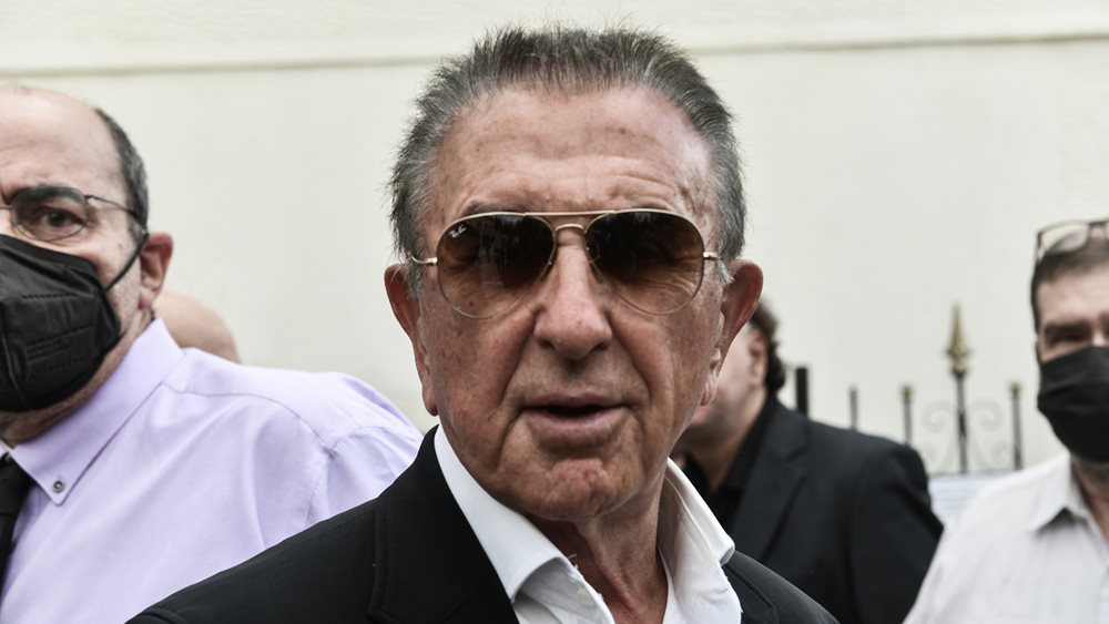 Στο "σφυρί" το σπίτι του Αργύρη Παπαργυρόπουλου στη Γλυφάδα