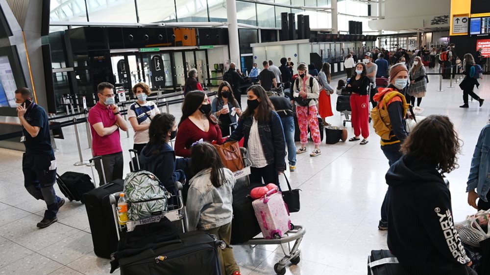 Το Χίθροου ζητάει από τις αεροπορικές να σταματήσουν να πουλάνε εισιτήρια