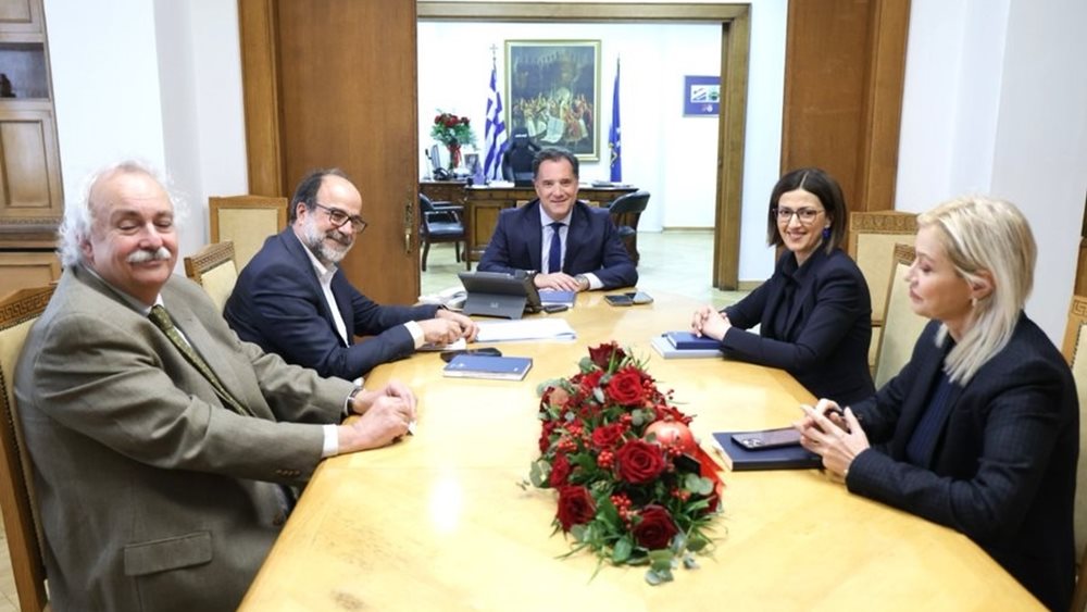Συνάντηση για την πορεία του κορονοϊού είχε ο Α.Γεωργίαδης με τους επικεφαλής του ΕΟΔΥ