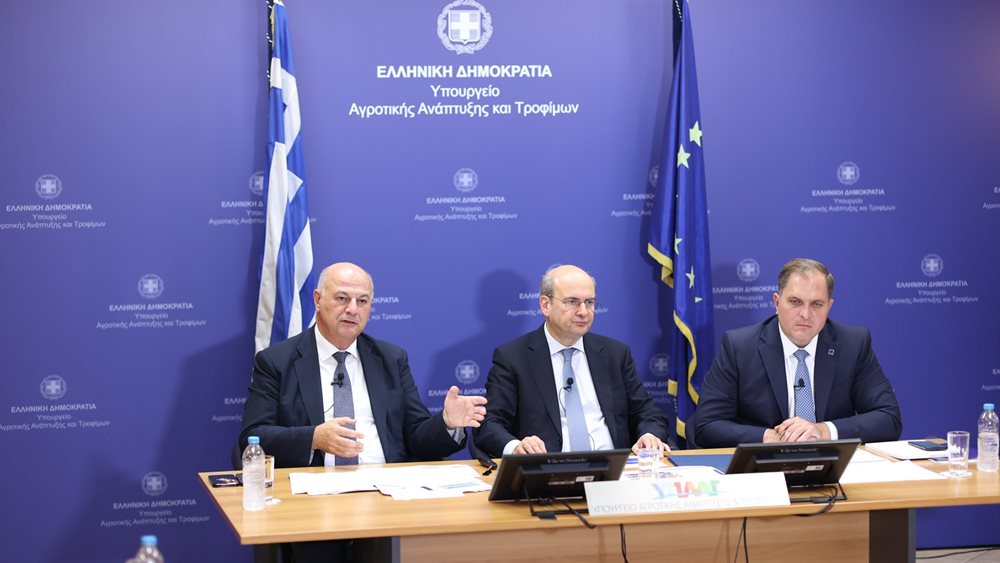 ΥΠΑΑΤ: Την Παρασκευή η πληρωμή προκαταβολής της βασικής ενίσχυσης για τους αγρότες