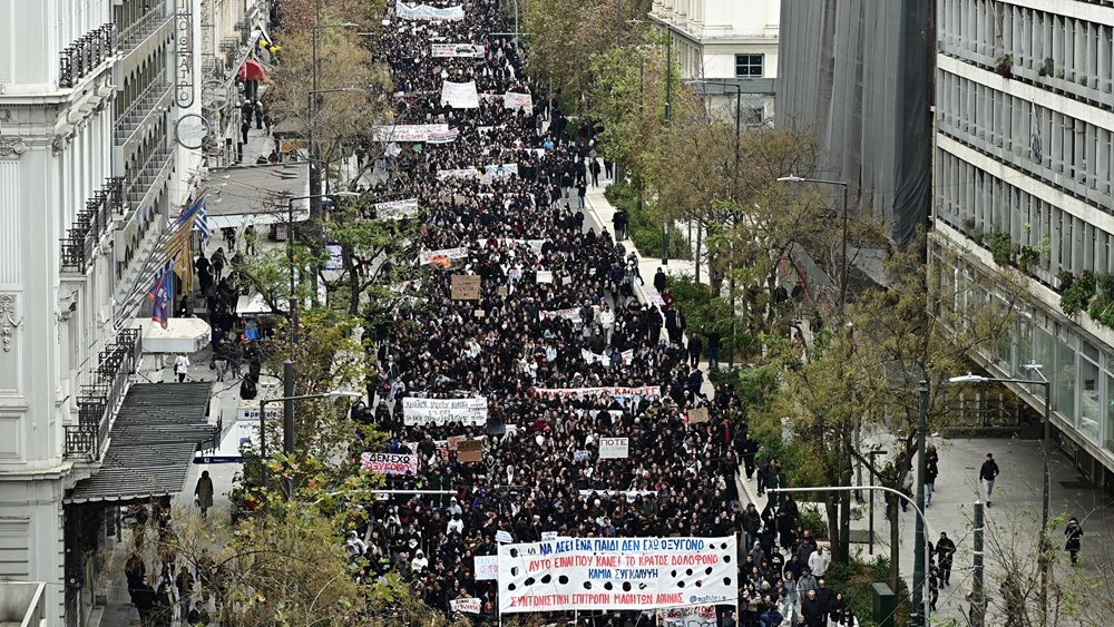 Τέμπη: Νέα συλλαλητήρια σε Αθήνα και Θεσσαλονίκη - Συναυλία στο Σύνταγμα